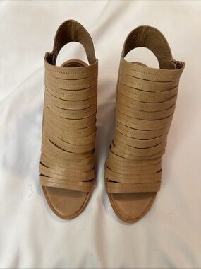 Donald J. Pliner Tan Layered Strappy Open-Toe Heels